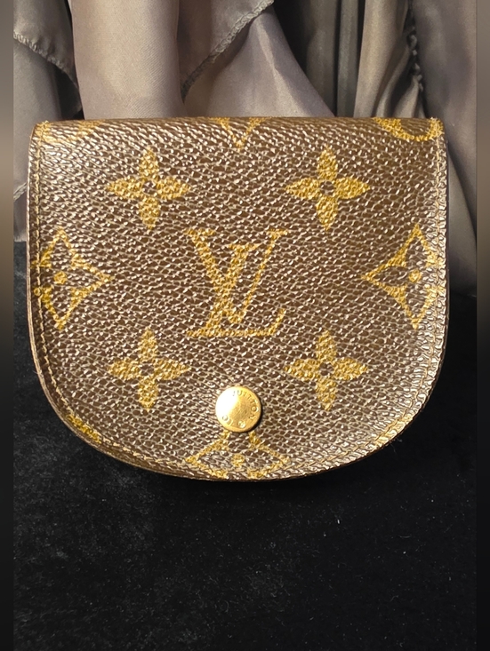 Louis Vuitton Handbags - Authentic Louis Vuitton Monogram Mini Coin Pouch🤎
